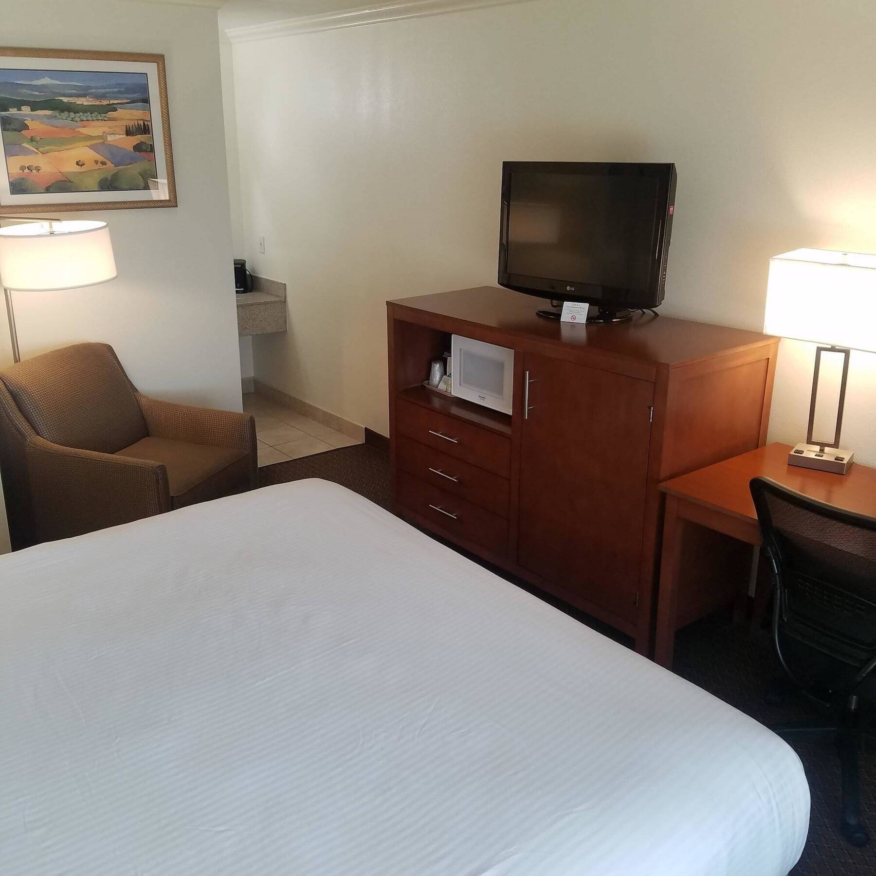Surestay Hotel By Best Western Hollister Exterior photo